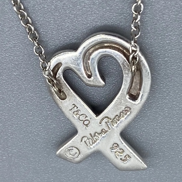 Authentic Tiffany & Co. 925 Sterling Silver Paloma Picasso Loving Heart Necklace - Picture 7 of 10